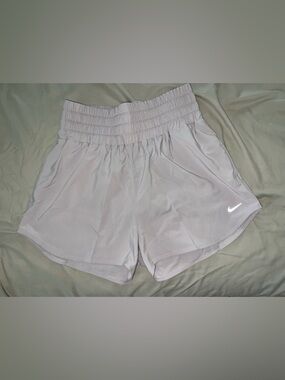NWOT Nike Dusty Purple / Gray High Waisted Dri-Fit Brief Lined Shorts Large
